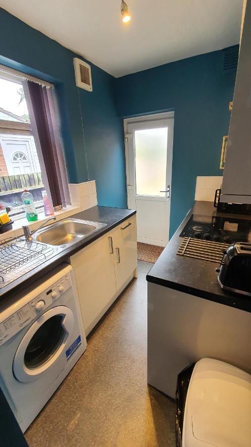 Contractors, City Centre, Parking, 3 Double Rooms, Netflix, Cosy! Coventry Exterior foto